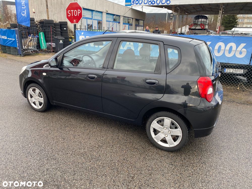 Chevrolet Aveo 1.2 - 16