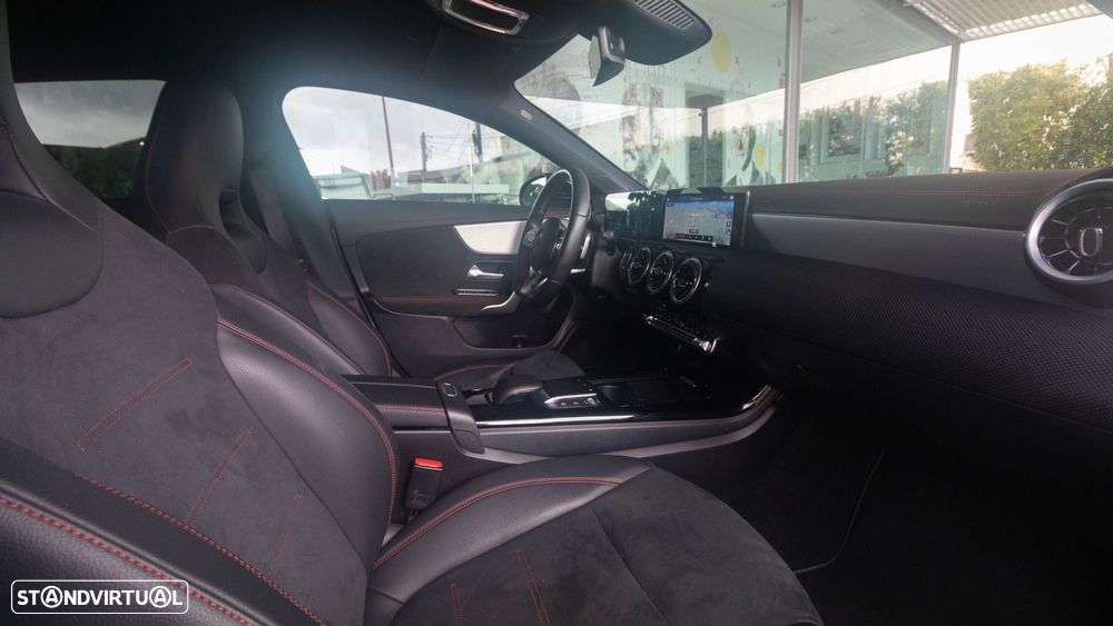 Mercedes-Benz CLA 180 d Shooting Brake AMG Line Aut. - 10