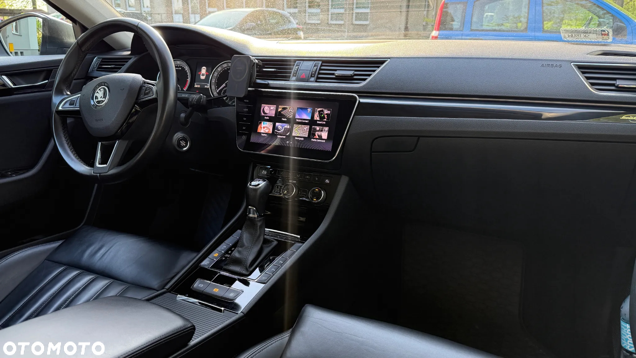 Skoda Superb 2.0 TDI 4x4 L&K DSG - 24