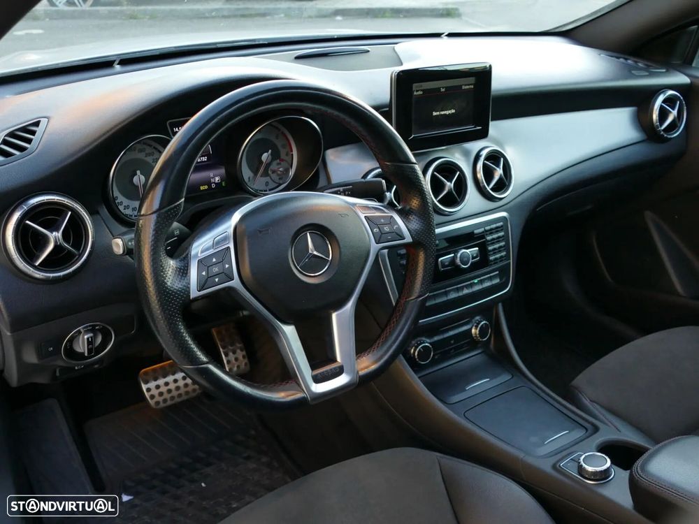 Mercedes-Benz CLA 220 CDI AMG Line Aut. - 24