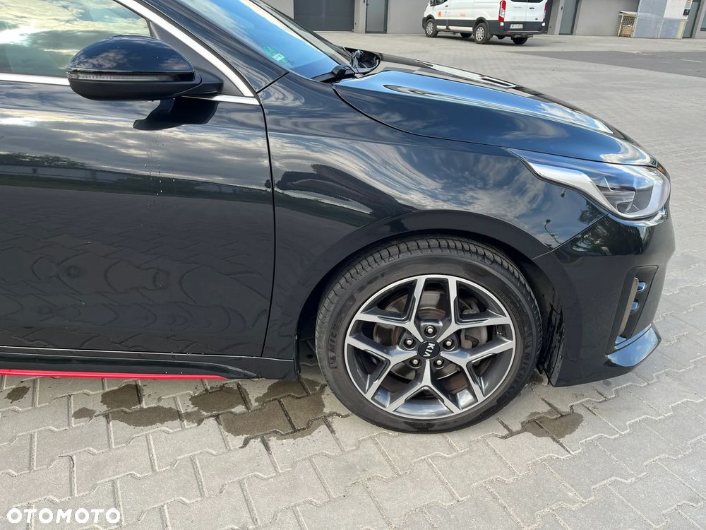 Kia ProCeed 1.5 T-GDI DCT7 OPF (48V Mild Hybrid) GT Line - 16