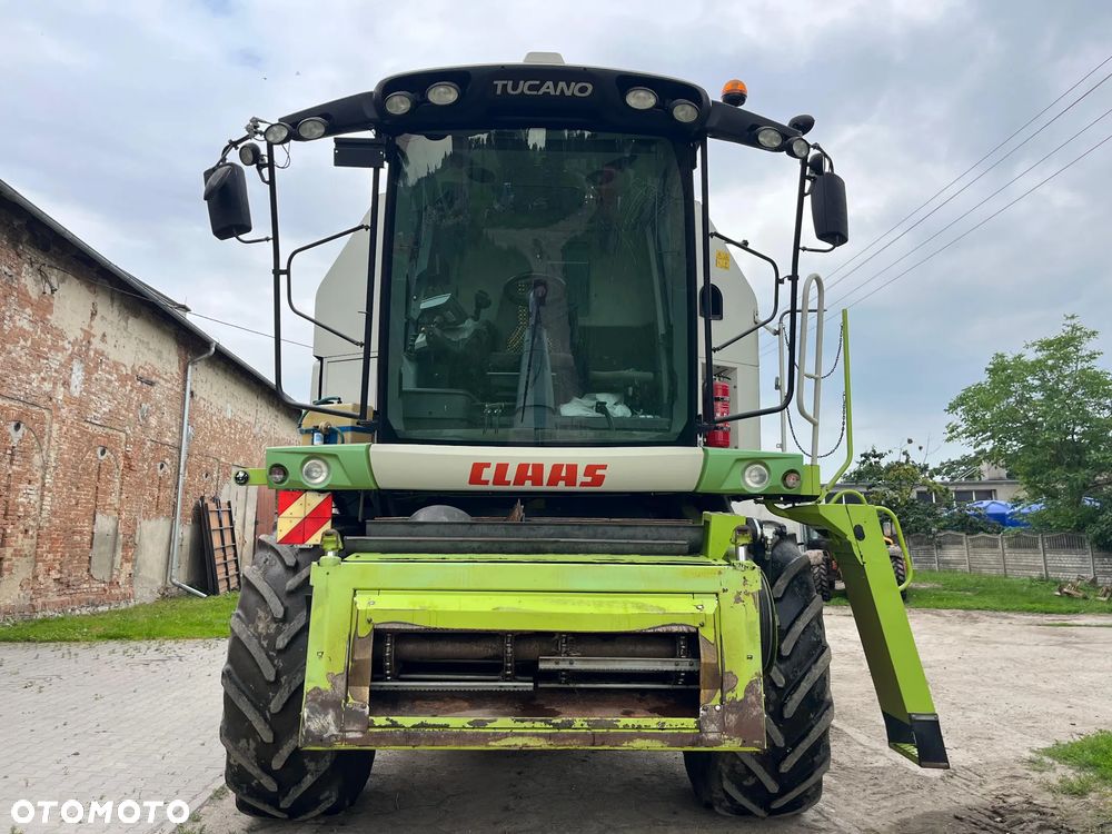 Claas TUCANO 480 - 8