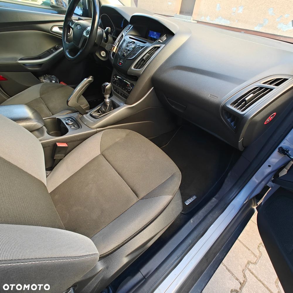 Ford Focus - 16