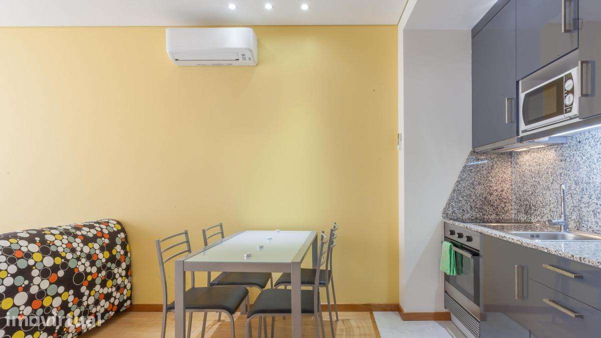 Casa com 1 quartos - localizado em Santo Ildefonso Porto - Grande imagem: 3/30