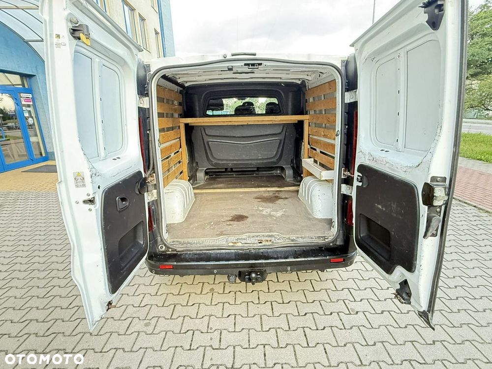 Renault Trafic - 18