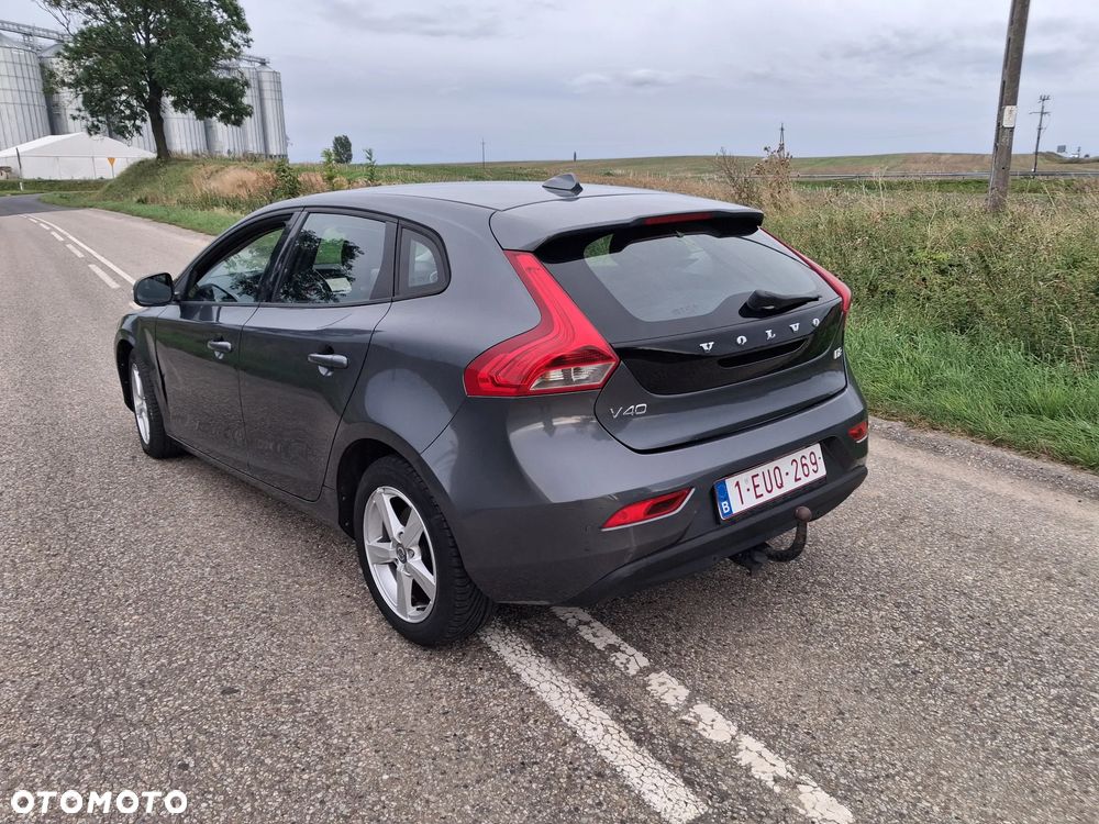 Volvo V40 D2 - 8