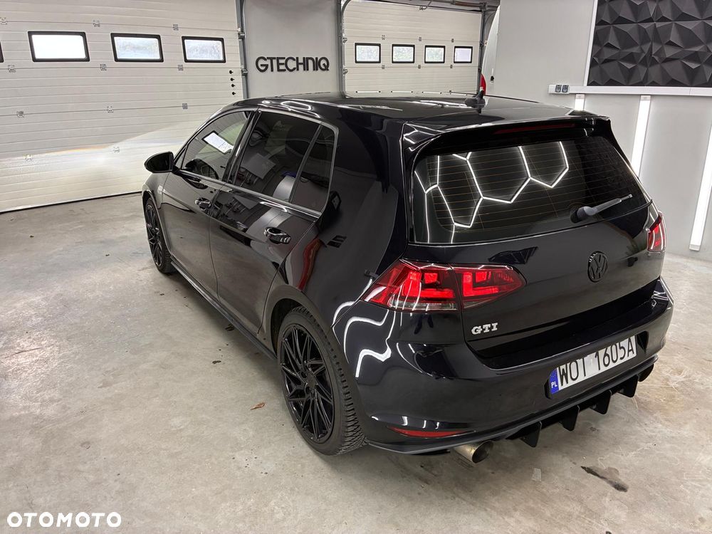 Volkswagen Golf 2.0 TSI GTI DSG - 12