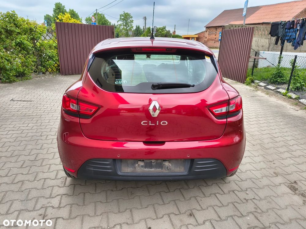 Renault Clio - 9