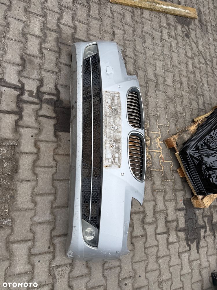 Zderzak e60 e61 przód przedni lift lci titansilber 354 - 1