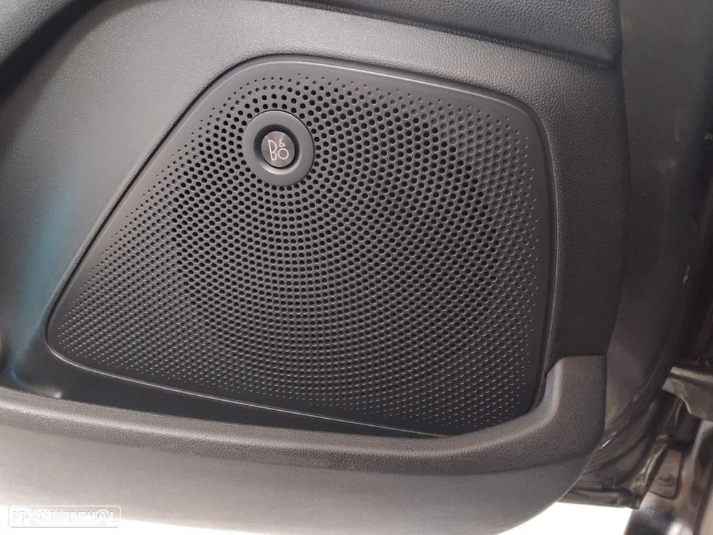 Ford Fiesta 1.0 EcoBoost Vignale - 13