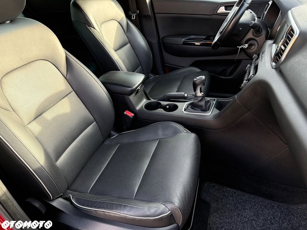 Kia Sportage 1.6 GDI 2WD Attract - 24