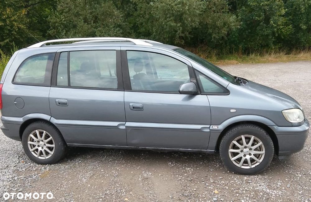 Opel Zafira 1.6 - 3