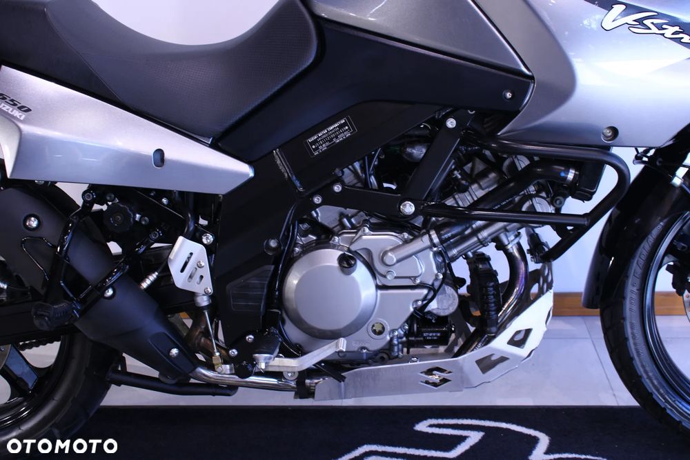 Suzuki DL - 21