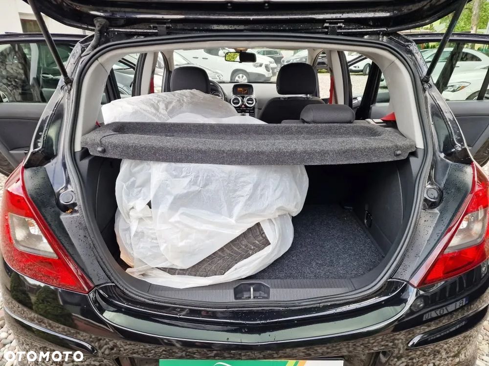 Opel Corsa 1.6 Turbo GSi - 18