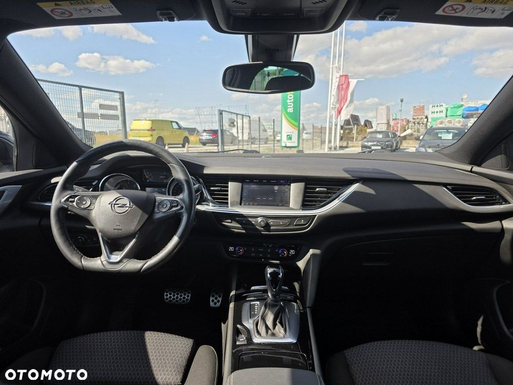 Opel Insignia 2.0 CDTI Business Elegance S&S - 13