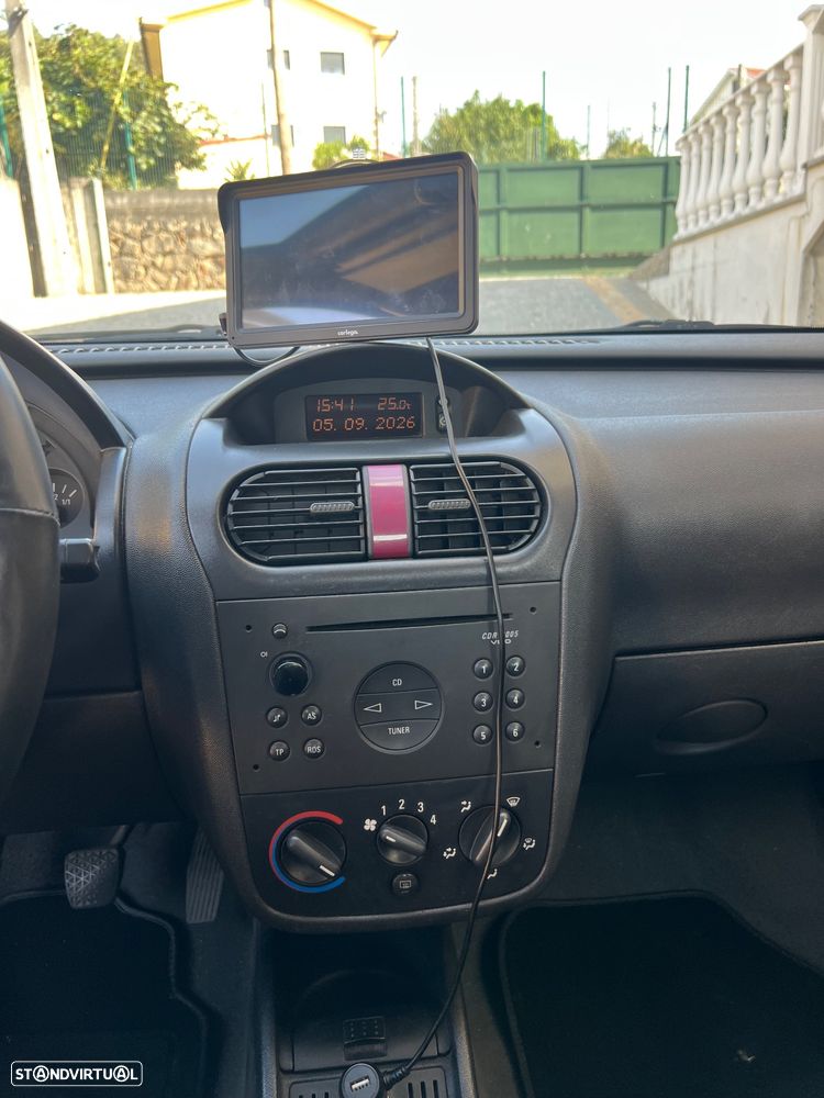 Opel Corsa 1.2 16V Confort - 12