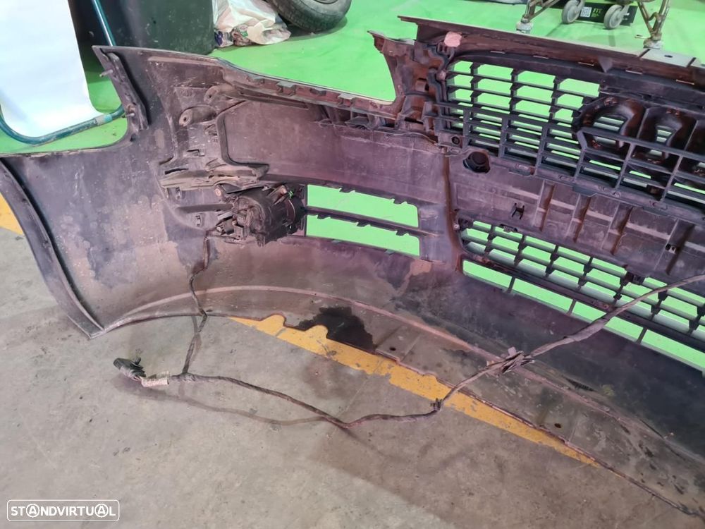 PÁRA-CHOQUES DIANTEIRO AUDI A4 BERLINA 8E - 2