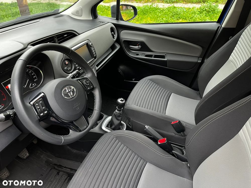 Toyota Yaris 1.5 Active - 26
