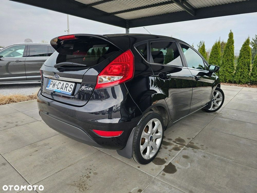 Ford Fiesta 1.25 Titanium X - 2