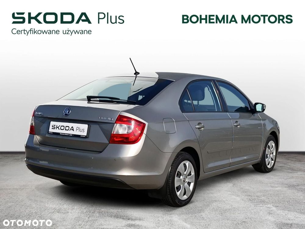 Skoda RAPID - 6