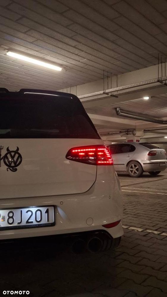 Volkswagen Golf 2.0 TSI BMT 4Mot R DSG - 10