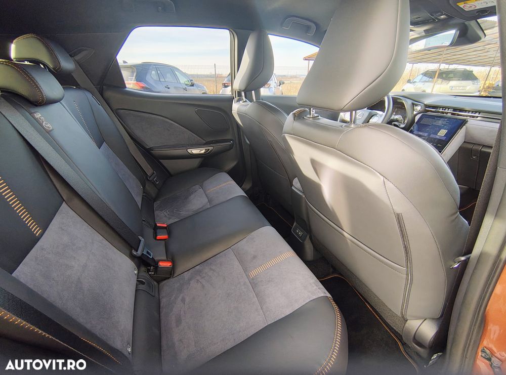 Lexus LBX 1.5 HEV 4x2 CVT Cool - 9