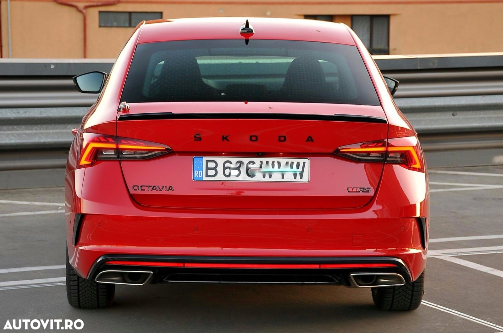 Skoda Octavia 2.0 TSI DSG RS - 3