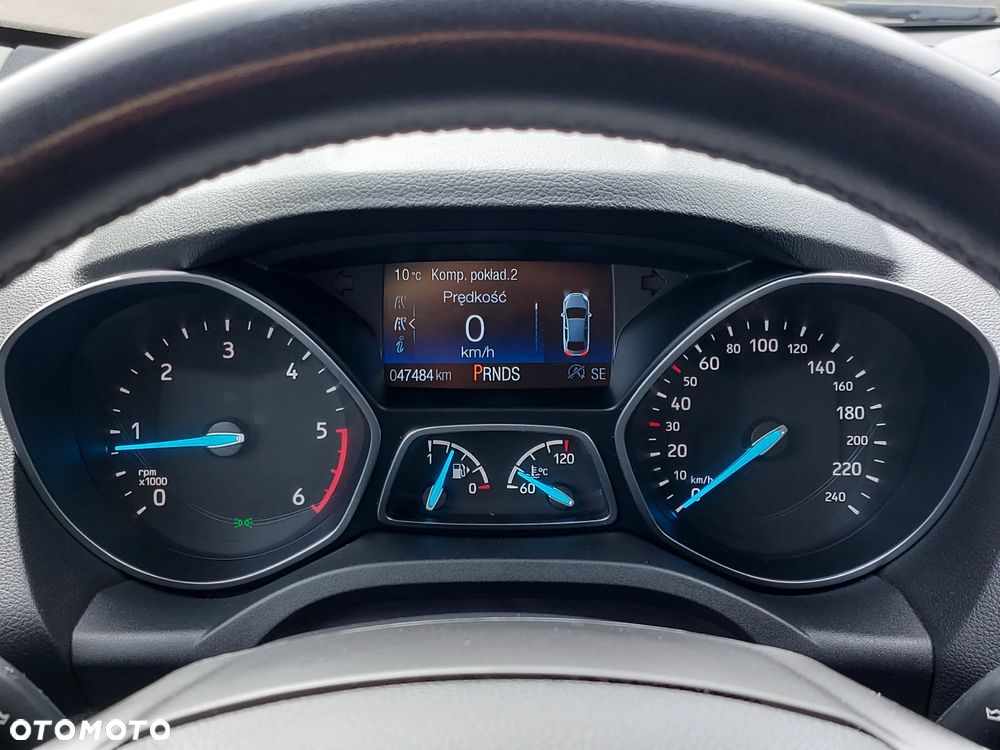 Ford Kuga 2.0 TDCi 2x4 Titanium - 15