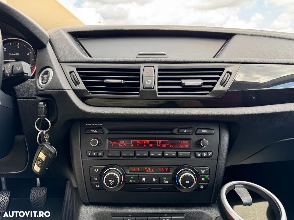 BMW X1 sDrive18d - 15