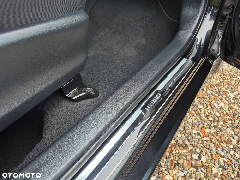 Toyota Yaris Hybrid 100 Premium - 15