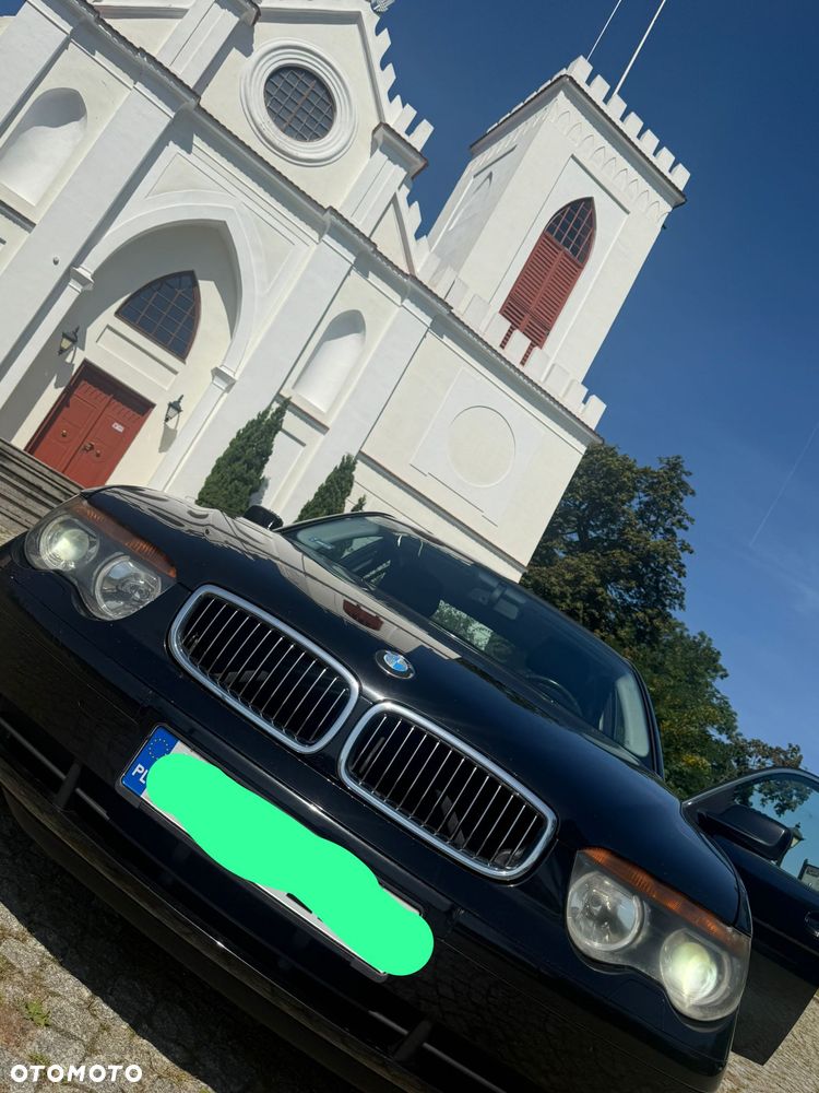 BMW Seria 7 735i - 8