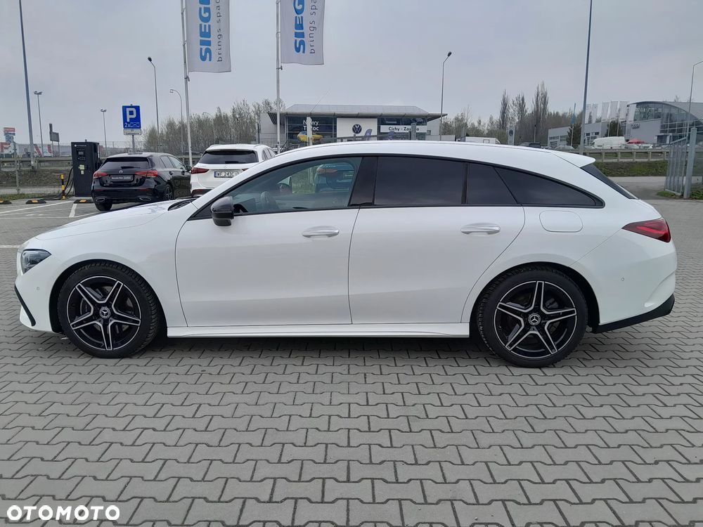 Mercedes-Benz CLA 200 AMG Line 7G-DCT - 3