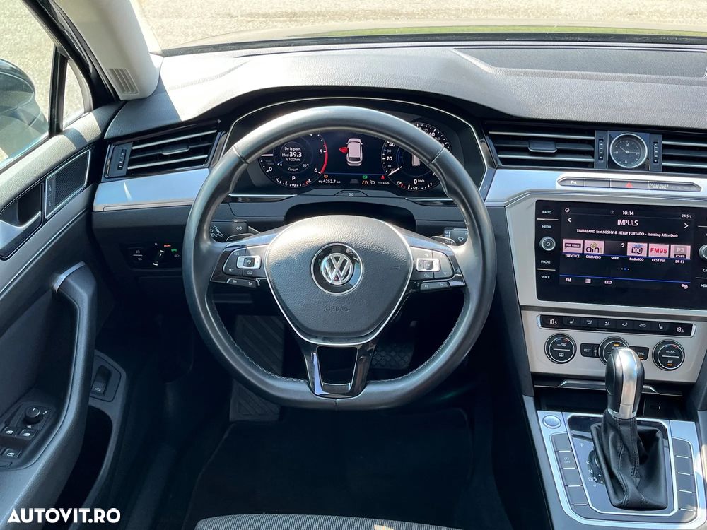 Volkswagen Passat - 15