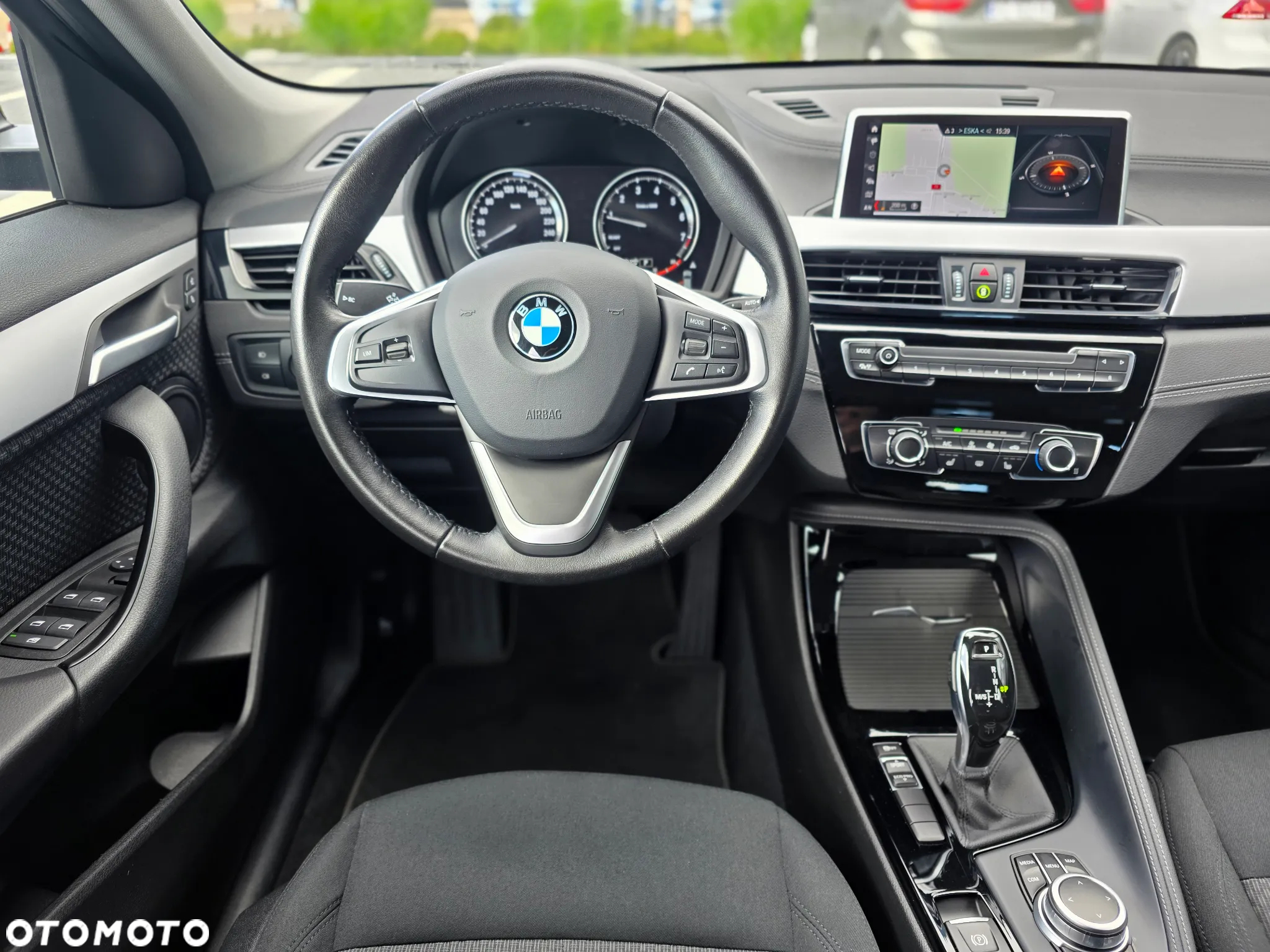 BMW X2 sDrive18d Business Edition sport - 17