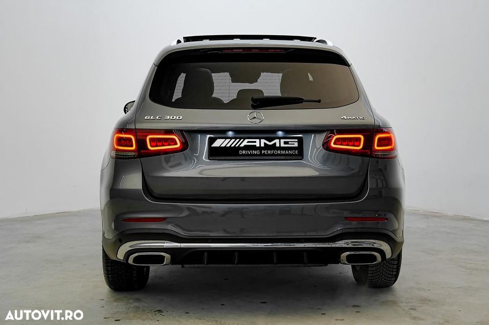 Mercedes-Benz GLC 300 4MATIC MHEV - 13