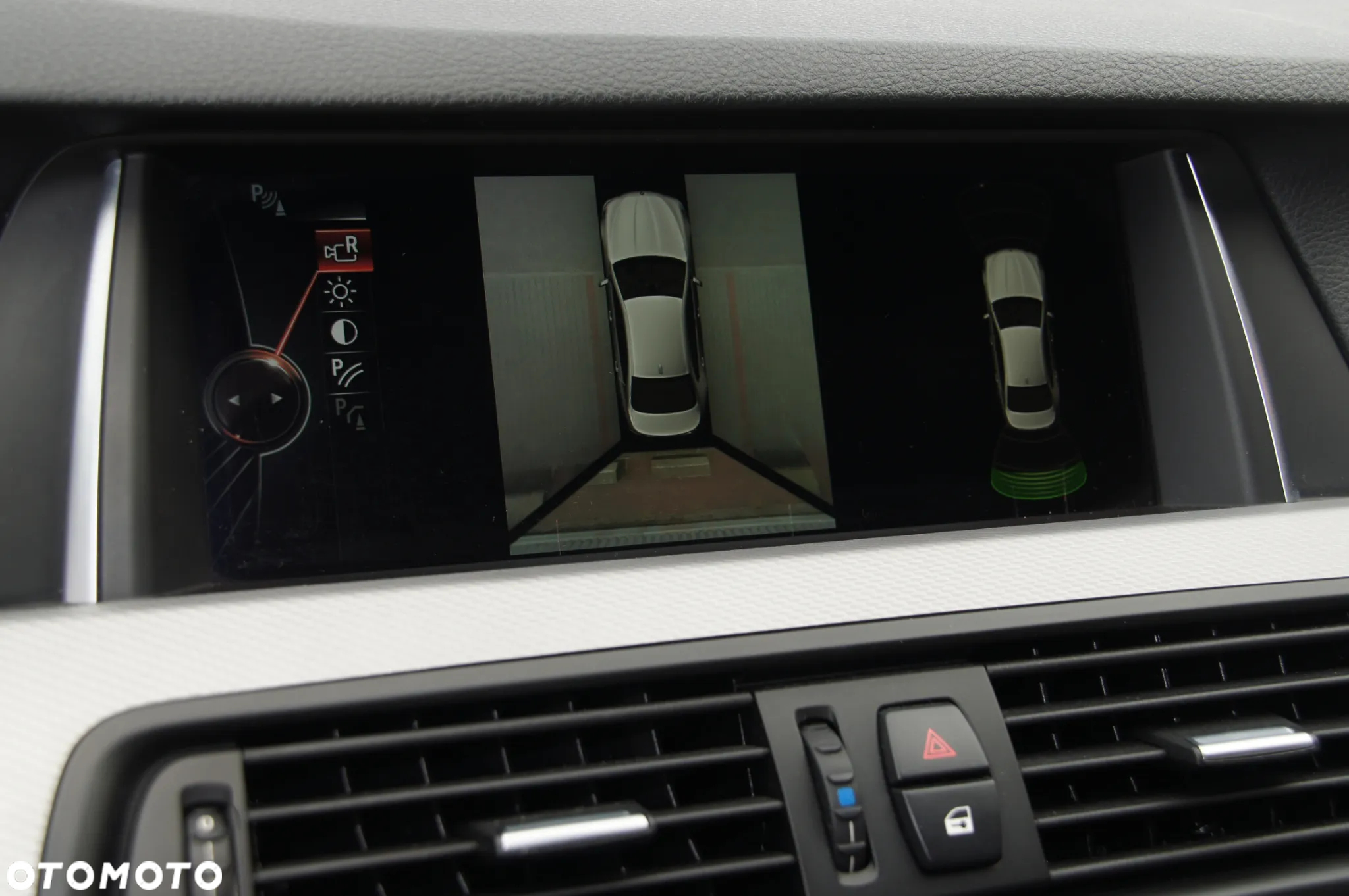 BMW Seria 5 535i xDrive - 17