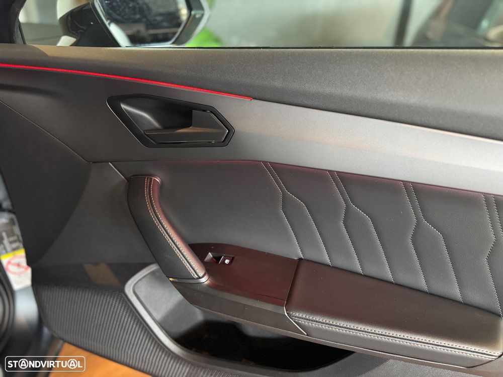 Cupra Formentor 1.4 e-Hybrid DSG VZ - 45