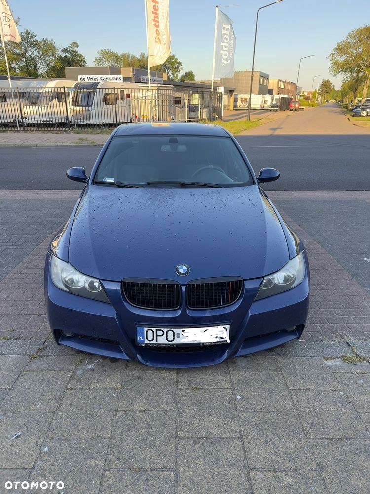BMW Seria 3 318i - 1