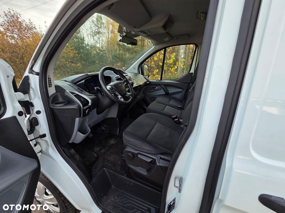 Ford Transit Custom - 14