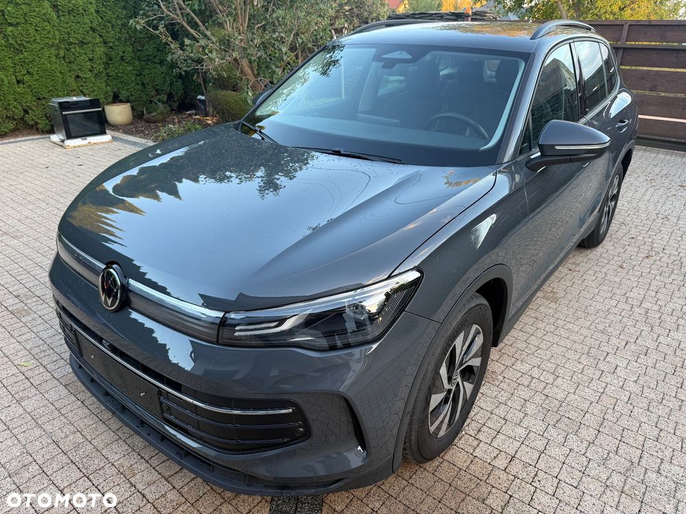 Volkswagen Tiguan - 25