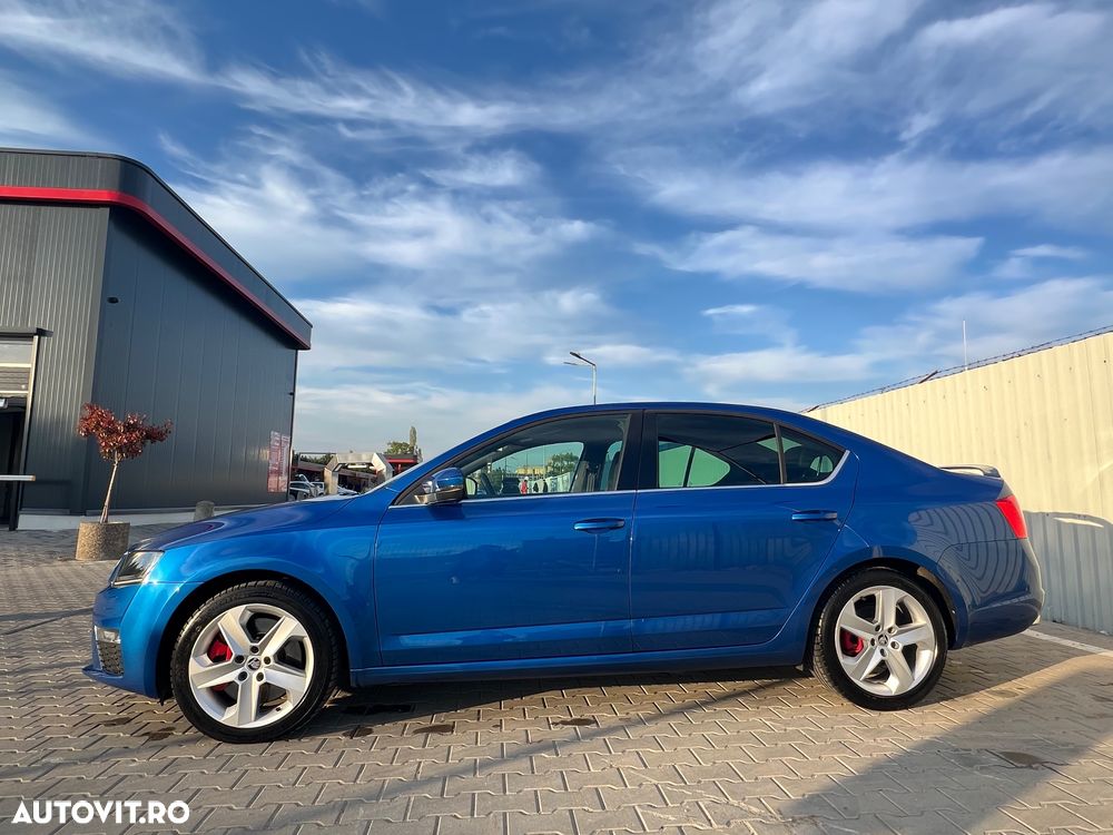 Skoda Octavia 2.0 TDI RS - 9