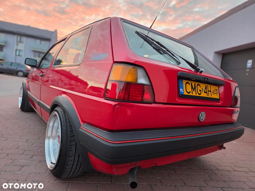Volkswagen Golf 1.3 - 17