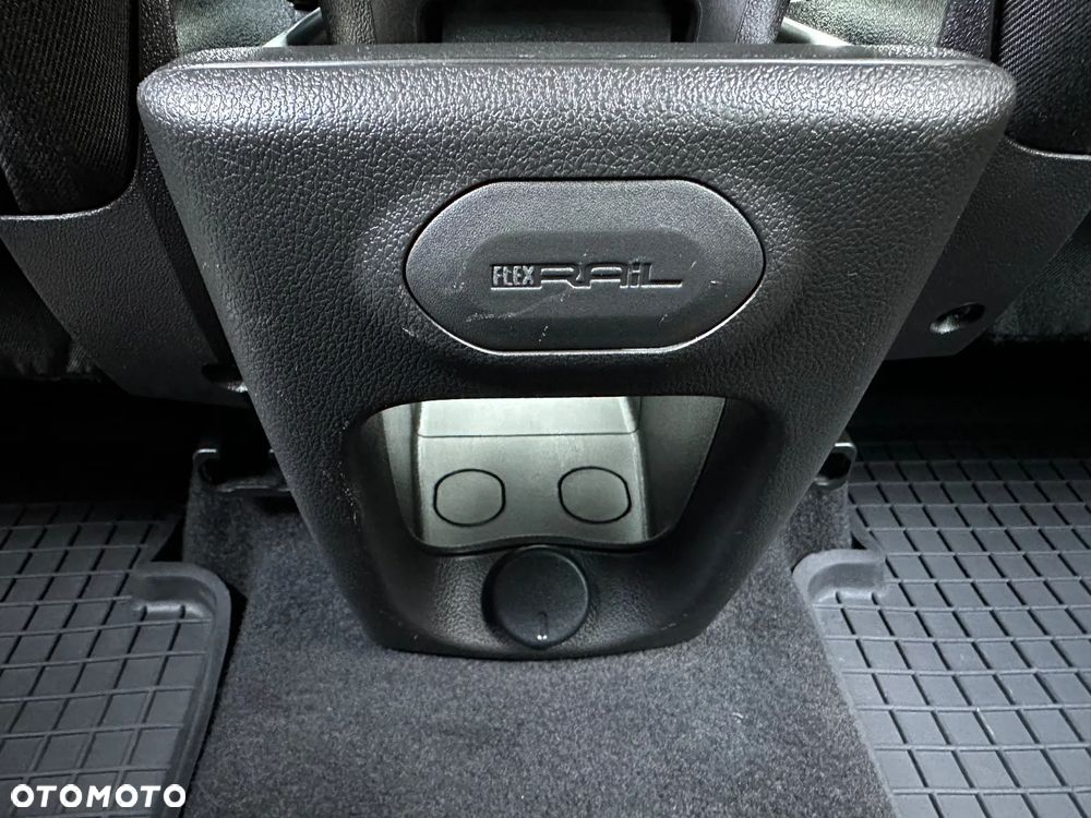 Opel Meriva 1.4 Color Edition - 28