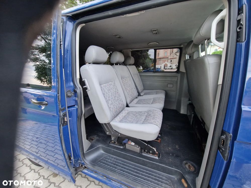 Volkswagen Caravelle L2 - 22