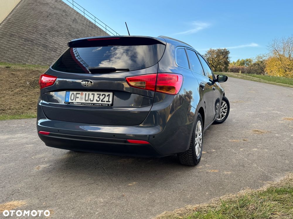 Kia Ceed 1.6 GDI Platinum Edition - 19