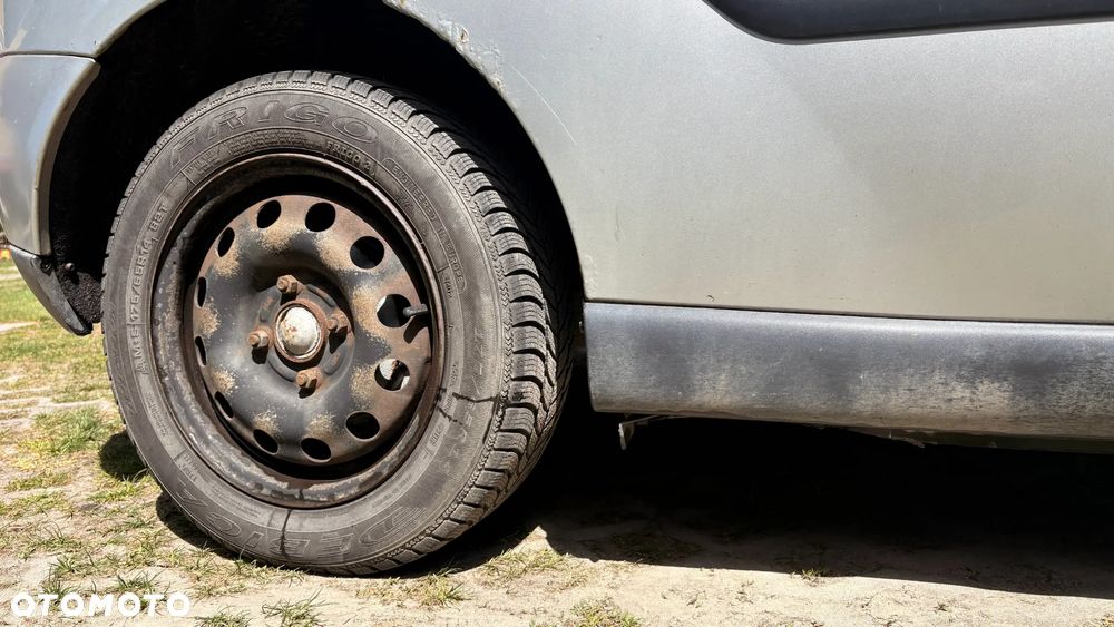 Ford Focus 1.6 Comfort - 14