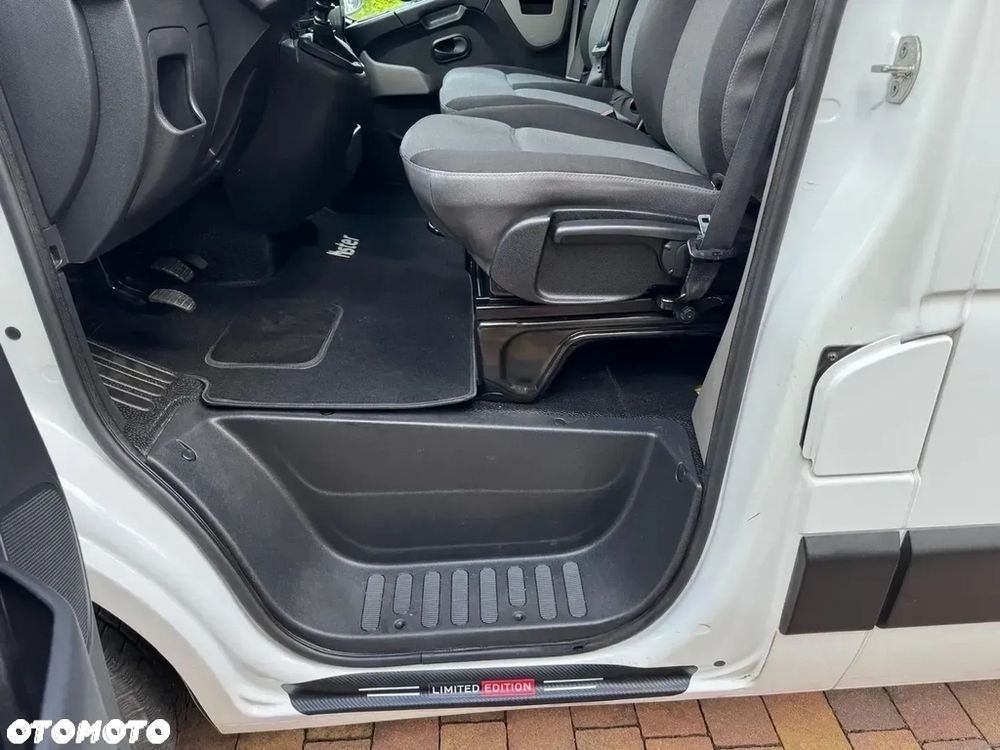 Renault Master - 13