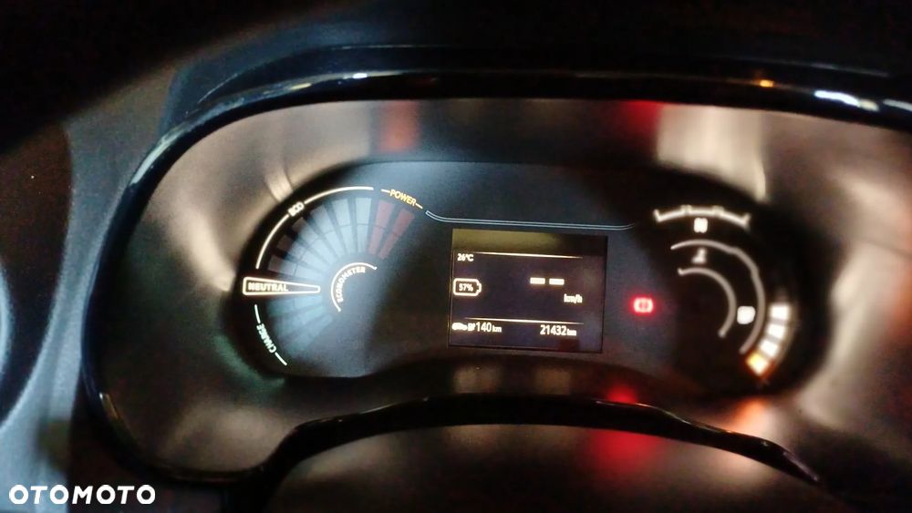 Dacia Spring 27.4kWh Essential - 17