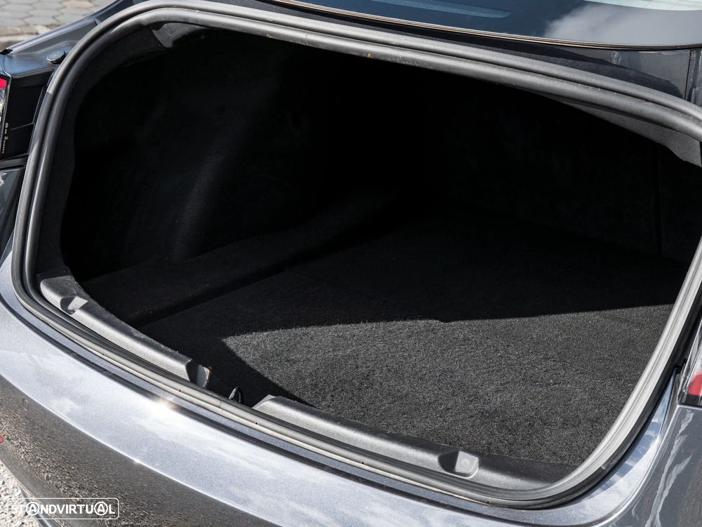 Tesla Model 3 Long-Range Dual Motor AWD - 24