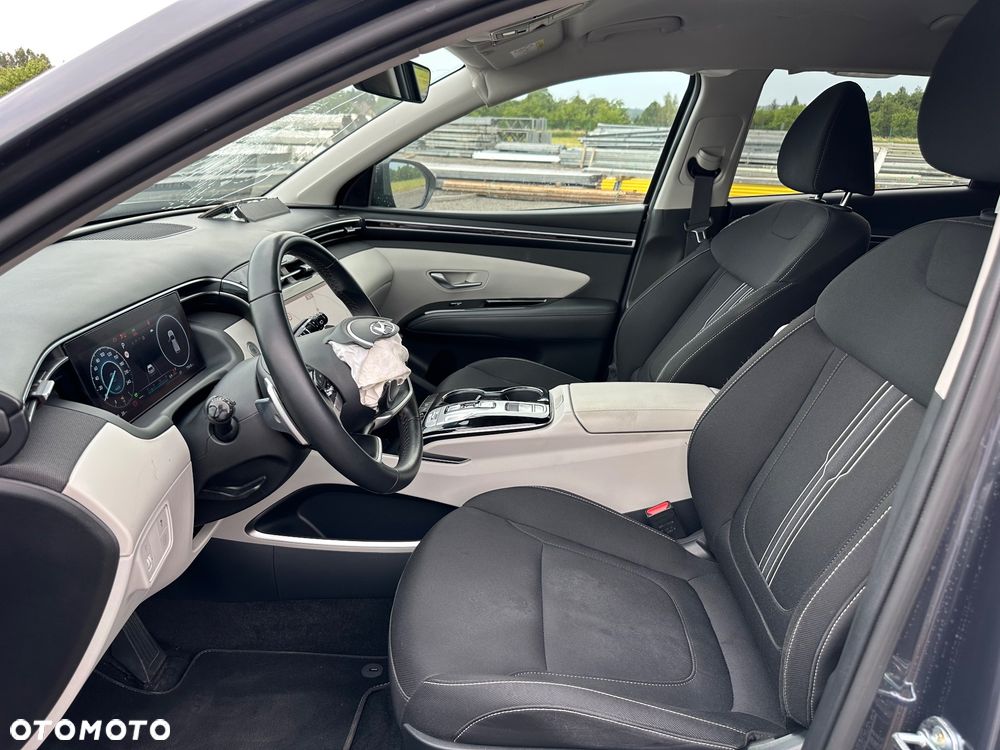 Hyundai Tucson - 32